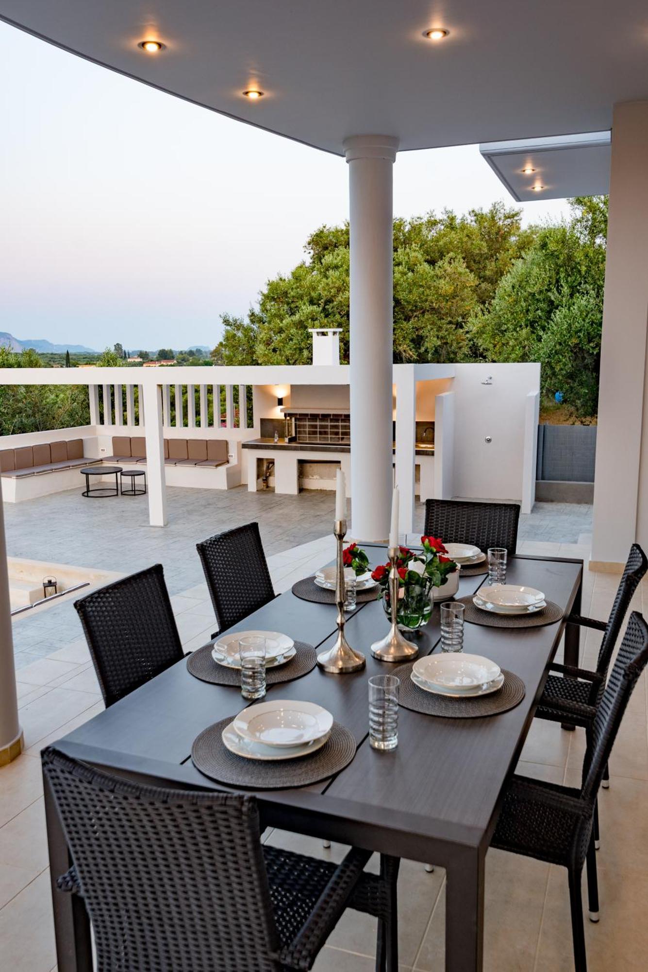 Villa Moonstone *